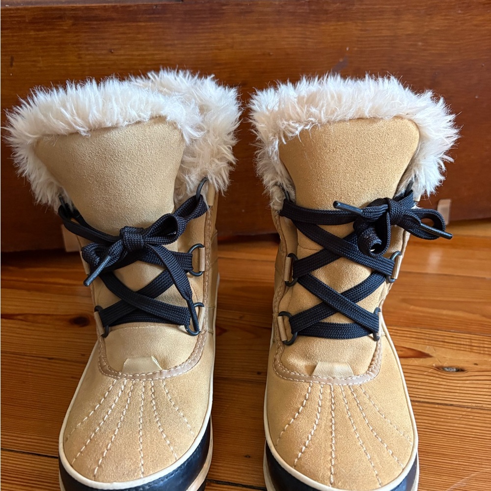 Sorel Tivoli II Women’s Winter Boots Suede Size 6